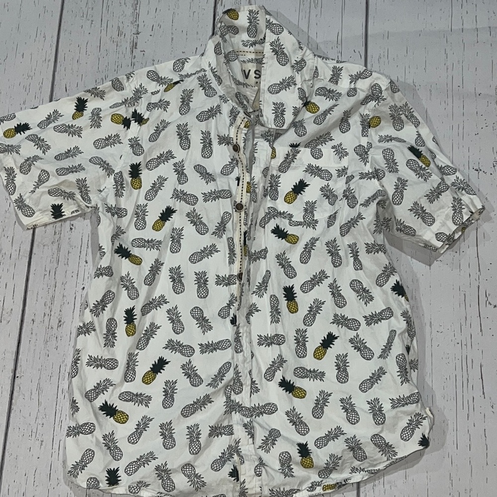 Vstr boys pineapple button up shirt